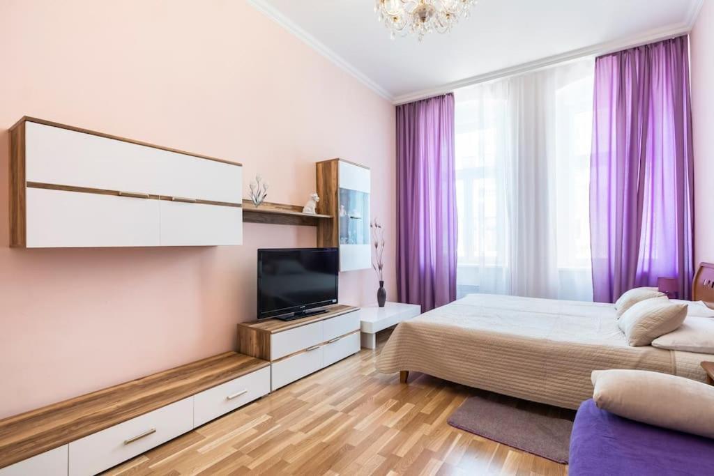 Apartment On Masaryka 39 カルロヴィ・ヴァリ エクステリア 写真